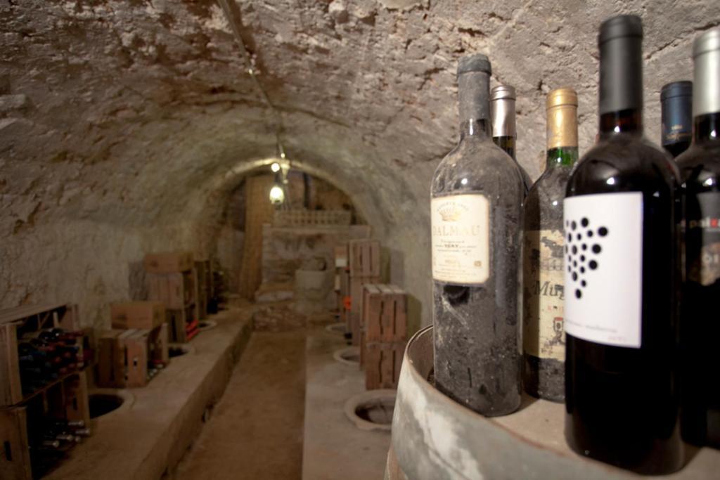 La Bodega Casa Rural Hotel Mogente ภายนอก รูปภาพ