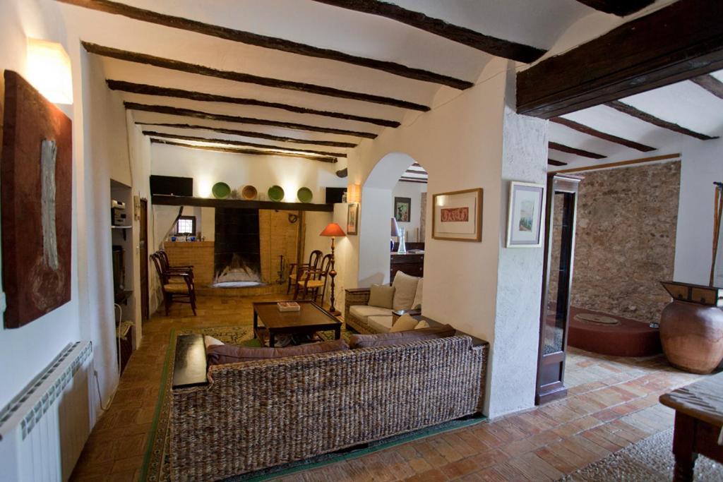 La Bodega Casa Rural Hotel Mogente ภายนอก รูปภาพ